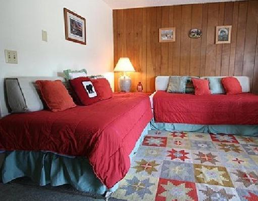 Westwynd Motel Purdy 객실 사진